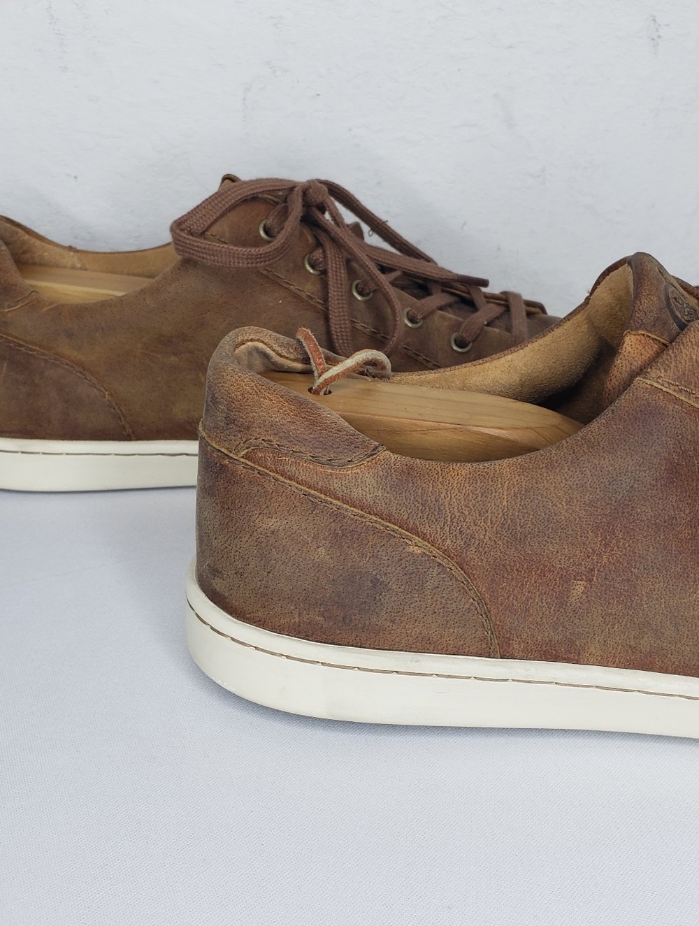 Born Brown Leather Low-Top Comfort Sneakers Casual - Picture 4 of 13
